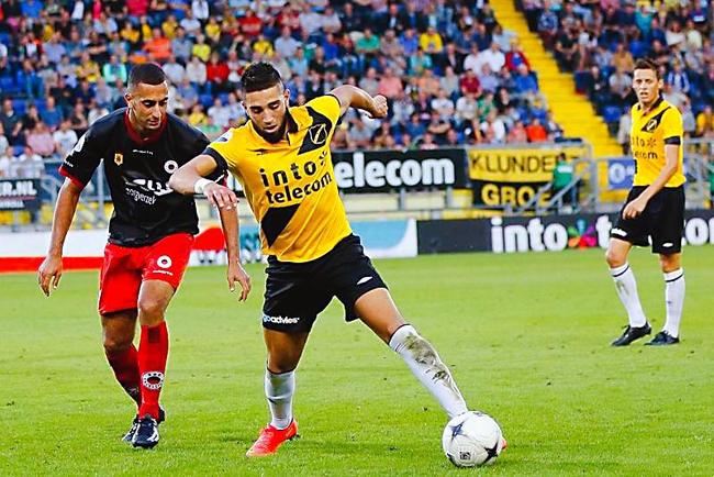 来自各地的 来自各地的