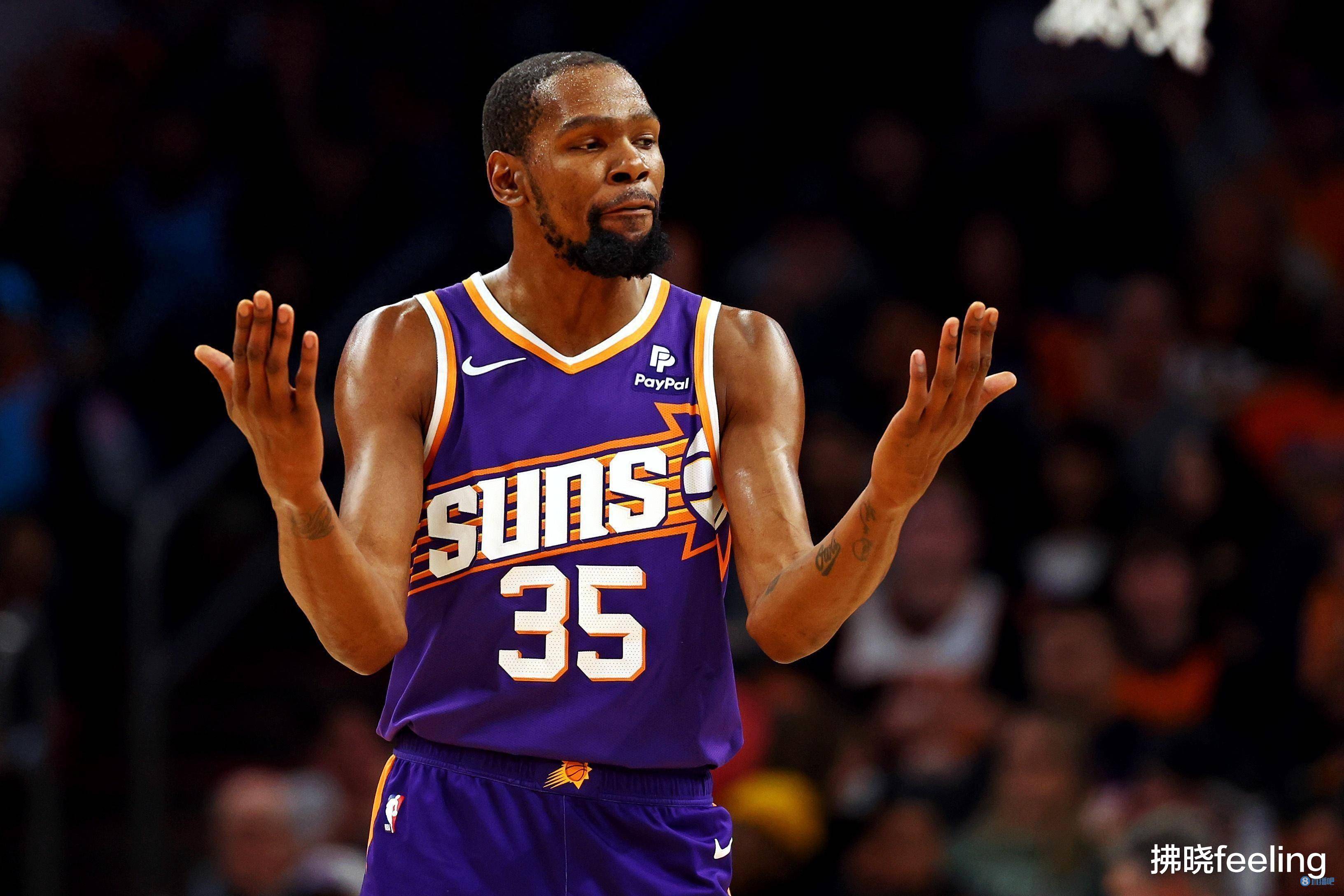 在球场的策 在球场的策