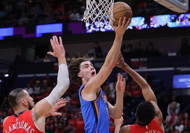 廷在对阵巴 廷在对阵巴