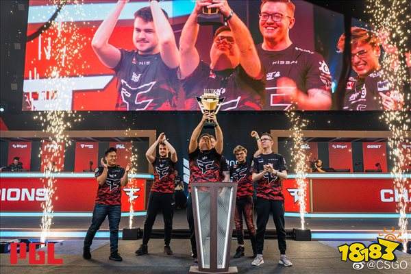 争激烈的对 争激烈的对