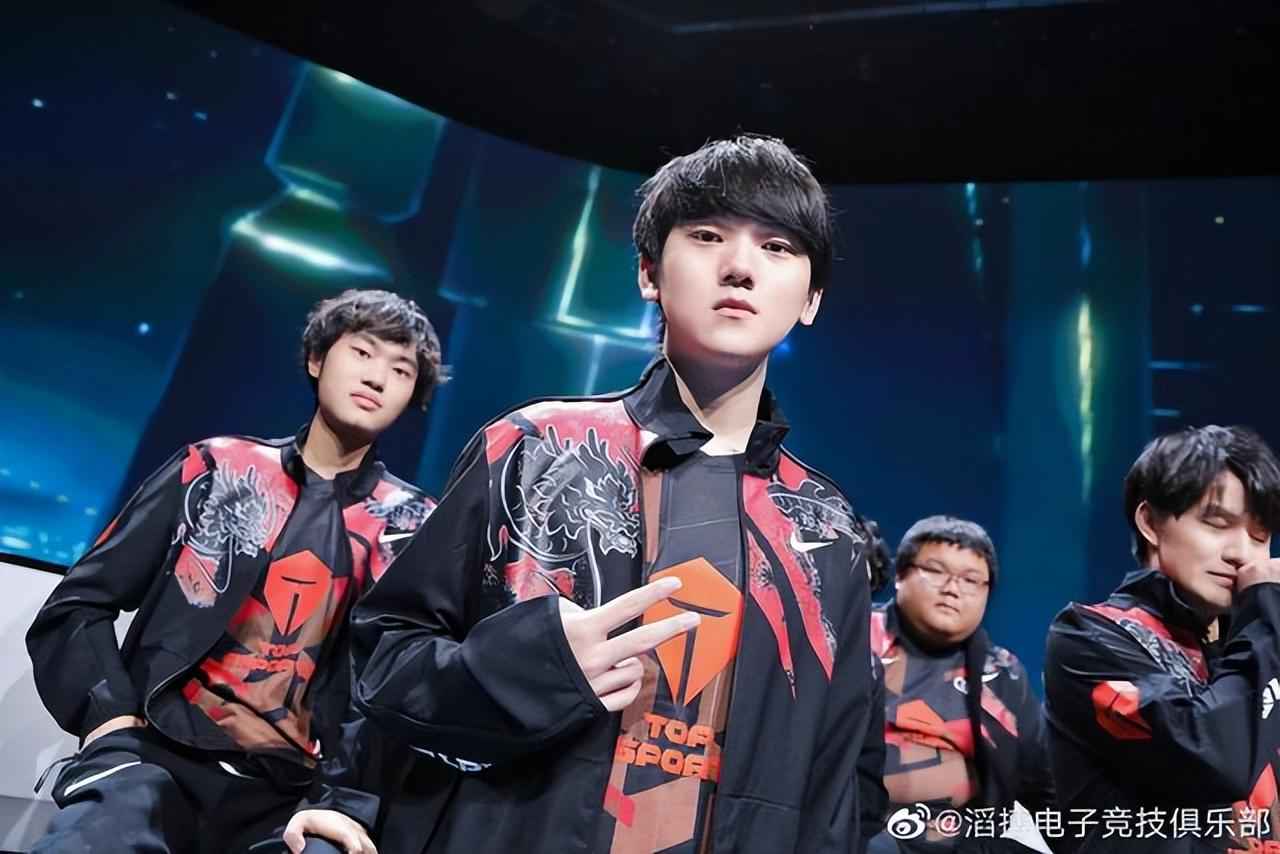 作为一名年 作为一名年