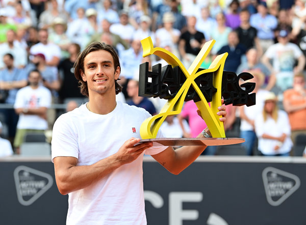 彩虹六号 彩虹六号